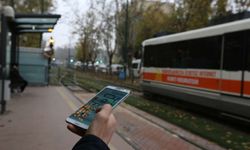 Tramvaylarda ücretsiz wifi hizmeti devam ediyor