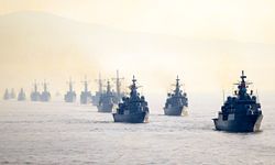 Türk Donanması İstanbul boğazında!
