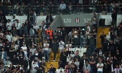Beşiktaş tribünlerinde 'yönetim istifa' sesleri