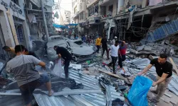 Siyonist rejim kana doymuyor! Son 24 saatte 250 yeri vurdular