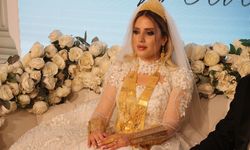 Aşiret düğününde geline takılan altın ve paralar dudak uçuklattı