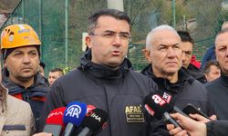 Toprak altında kalan anne ve oğlunun cenazelerinin çıkarılması için çalışmalar sürüyor