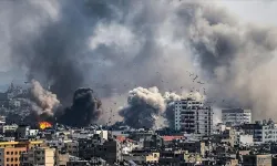 İsrail, Gazze’nin kuzeyindeki mahalleye saldırdı