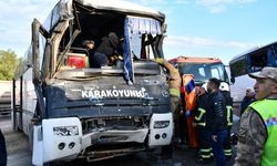 İki işçi servisi çarpıştı! Çok sayıda yaralı var