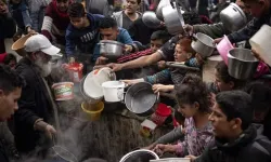 Gazze'ye gıda yardımı erişimi engelleniyor