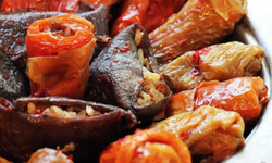 Zeytinyağlı Kuru Dolma Tarifi! Antep Usulü…