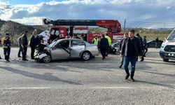 Feci Kaza! İki Otomobil Çarpıştı: Ölü ve Yaralılar Var