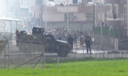 Nevruz Etkinliğinde Polise Taş Atan Gruptaki 3 Şüpheli Gözaltına Alındı