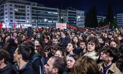 Yunanistan’da Binlerce Kişiden “Özel Üniversite” Protestosu