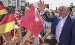 Almanya Cumhurbaşkanı Frank-Walter Steinmeier, Gaziantep'te İlkokulu Ziyaret Etti!