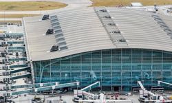 Havaalanı Kazası: İki Uçak Yolda Çarpıştı