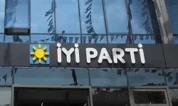 İYİ Parti'de istifa depremi: İl ve 7 ilçe başkanı yönetimleriyle birlikte istifa etti