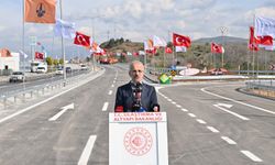 Bakan Uraloğlu: "Otoyollardan 21 Milyon 67 Bin 377 Araç Geçti”