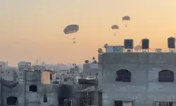Gazze’ye Yapılan Hava Yardımı Bir Çadırın Üzerine Düştü