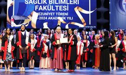 GAÜN’de sağlık bilimleri fakültesi mezuniyet töreni düzenlendi