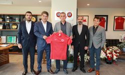 Fenerbahçe'den TFF Başkanı Hacıosmanoğlu'na Ziyaret