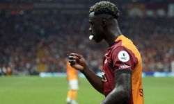 Davinson Sanchez'in sağ üst arka adalesinde kanama tespit edildi