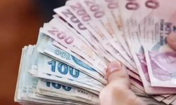 4 banka duyurdu! Emekli maaşlarını getirenlere 300 bin TL nakit