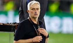 Jose Mourinho, kazanan kadroyu bozmadı