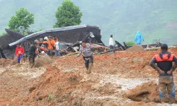 Endonezya'da Kaçak Altın Madeninde Heyelan: Çok Sayıda Ölü Var