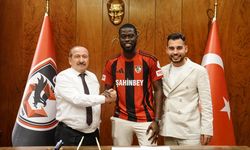 Badou Ndiaye Gaziantep'te