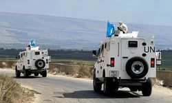 İsrail ordusu, UNIFIL'e ait gözlem kulesini buldozerle yıktı