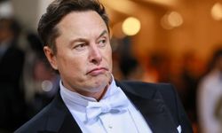 Tesla hisselerinde tarihi uçuş! Elon Musk’ın serveti dudak uçuklattı