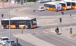 Gaziantep’te eşekle trafiğe çıktı! Kurallara uymayı ihmal etmedi