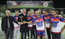 Nizip’te Cumhuriyet Futbol Turnuvası tamamlandı