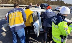 Şanlıurfa-Gaziantep Yolunda Feci Kaza! Otomobiller Çarpıştı: 12 Yaralı