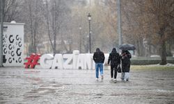 Gaziantep'te kar yağışı etkili oluyor