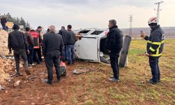 Şanlıurfa - Gaziantep karayolunda trafik kazası: 2 yaralı