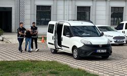 Yeğeninin eşini özel halk otobüsünde öldüren sanığın yargılanmasına başlandı