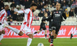 Trendyol Süper Lig: Sivasspor: 0 - Beşiktaş: 1 (İlk Yarı)