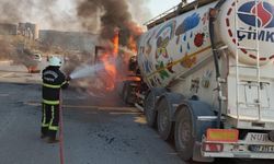 Gaziantep Karayolu’nda Beton Mikseri Alev Aldı