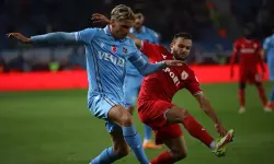 Karadeniz Derbisinde Gol Yağmuru: Trabzonspor ve Samsunspor 2-2 Berabere Kaldı