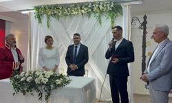 İslahiye'de depremzede iki öğretmen evlendi
