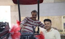 Gaziantepli işletmeci ülkesine dönen Suriyeli işçisine iş makinesi hediye etti