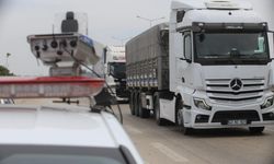 Bu radar kural tanımazlara geçit vermiyor! Aynı anda 4 araca ceza yazıyor