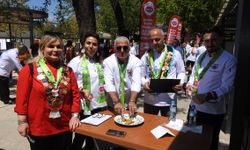 Geleceğin şefleri yemek yarışmasında hünerlerini sergiledi