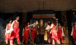 GKV’lilerin İngilizce müzikaline büyük beğeni