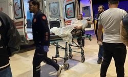 "Lazer tutma" kavgası: 2 kişi bıçaklandı