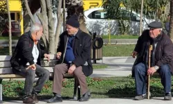 Emeklilere Müjde: Emekli Kart Uygulaması İle Ücretsiz Hizmetler Sunulacak
