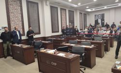 Şehitkamil Meclisi’nde CHP grubu meclisi terk etti