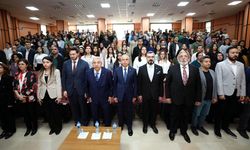 Abdulkadir Konukoğlu, GAÜN’lü Öğrencilerle Hayat Tecrübelerini Paylaştı