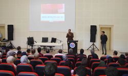 Nizip Eğitim Fakültesi’nde aile konulu konferans düzenlendi