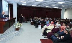Gaziantep’in kültür hazinesi el sanatları konferansı GAÜN’de gerçekleşti