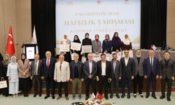 GAÜN Öğrencisi Hafızlık Yarışmasında Türkiye İkincisi Oldu