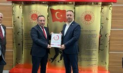 Sedat Yıldız Mazbatasını Teslim Aldı: “Seçim Startını Verdik”