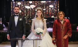 Yüksel Ve Tanrıöver Ailelerini Bir Araya Getiren Dillere Destan Düğün!